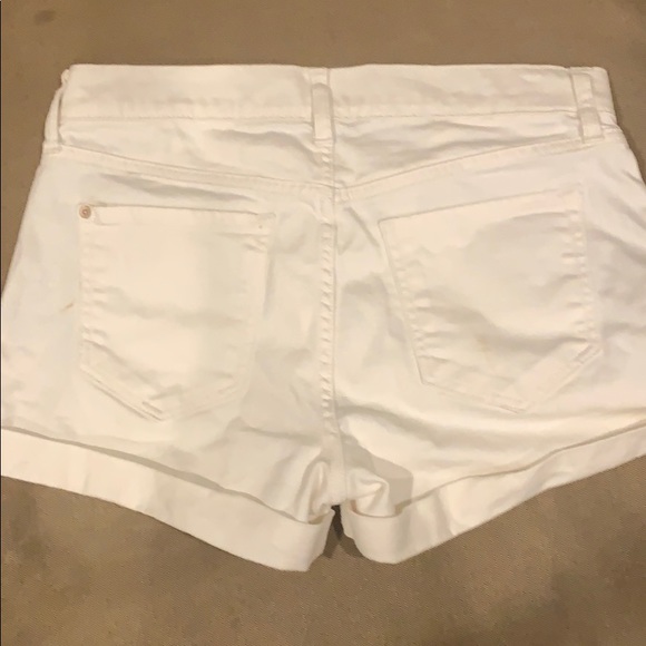 Old navy boyfriend shorts (white) - Picture 2 of 4